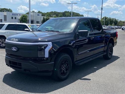 2025 Ford F-150 Lightning XLT