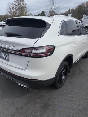 2022 Lincoln Nautilus Black Label