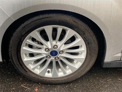 2017 Ford C-Max Hybrid SE