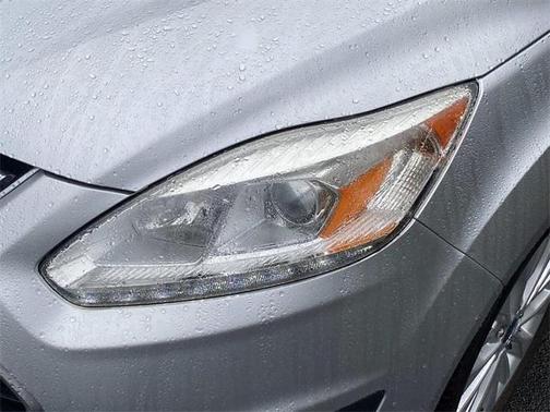 2017 Ford C-Max Hybrid SE