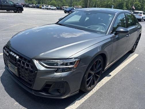 2024 Audi S8 4.0T quattro