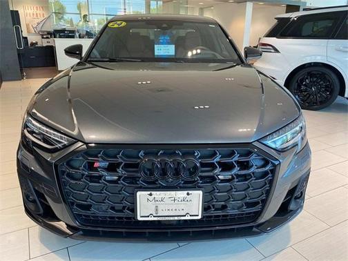 2024 Audi S8 4.0T quattro