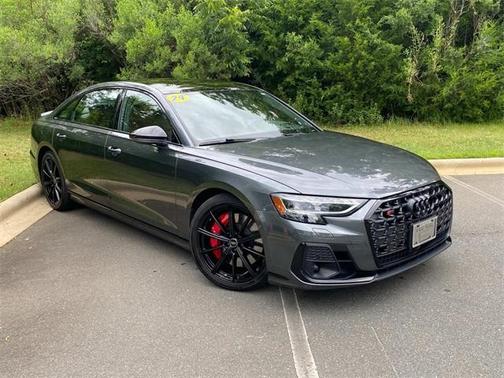 2024 Audi S8 4.0T quattro