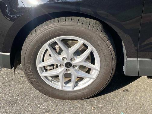 Agate Black Metallic 2024 Ford Edge SEL