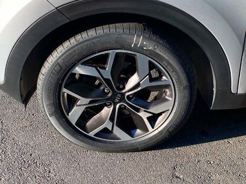 Sparkling Silver 2020 Kia Sportage EX