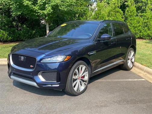 2019 Jaguar F-PACE S