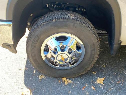 2025 Chevrolet Silverado 3500 LT