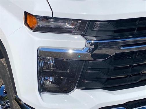 2025 Chevrolet Silverado 3500 LT