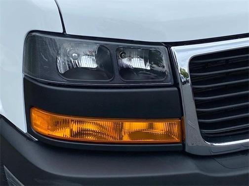 2024 GMC Savana 2500 Work Van