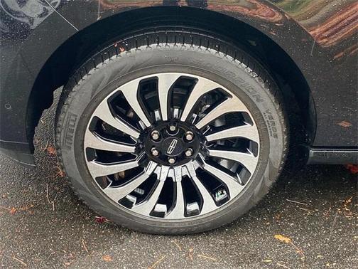 2024 Lincoln Navigator Black Label