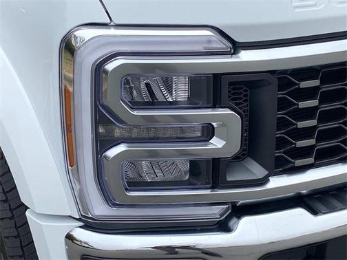 2026 Ford F-450 Lariat