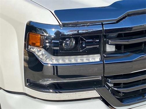 2017 Chevrolet Silverado 1500 High Country