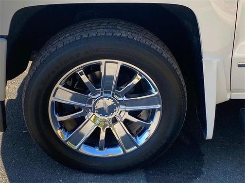 2017 Chevrolet Silverado 1500 High Country