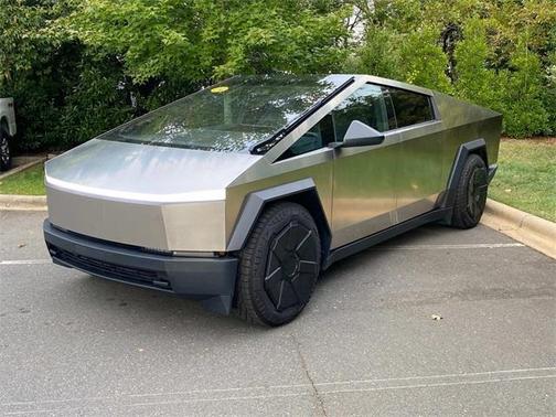 2024 Tesla Cybertruck Cyberbeast
