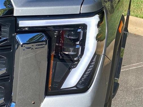 2025 GMC Sierra 2500 SLT