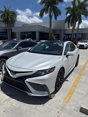 Pearl 2021 Toyota Camry XSE