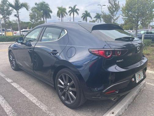 2022 Mazda Mazda3 FWD w/Preferred Package