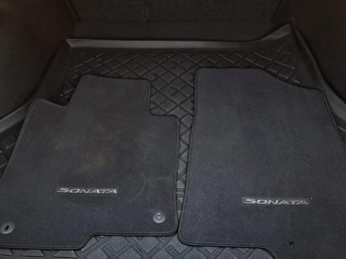 Phantom Black 2019 Hyundai SONATA SE