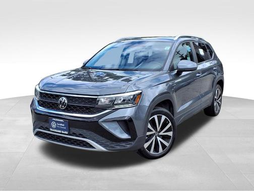 Platinum Gray Metallic 2023 Volkswagen Taos 1.5T SE