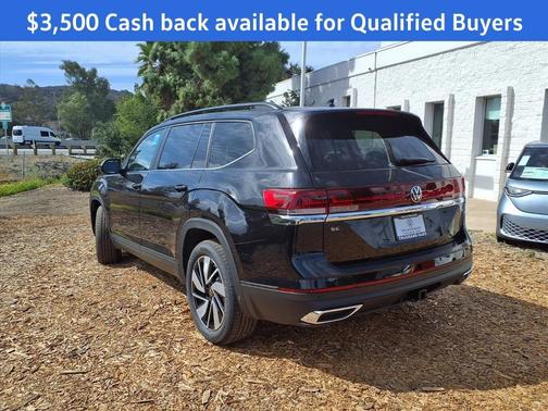 Deep Black Pearl Effect 2026 Volkswagen Atlas 2.0T SE w/Technology