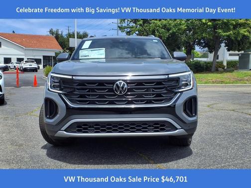 2025 Volkswagen Atlas Cross Sport 2.0T SE w/Technology