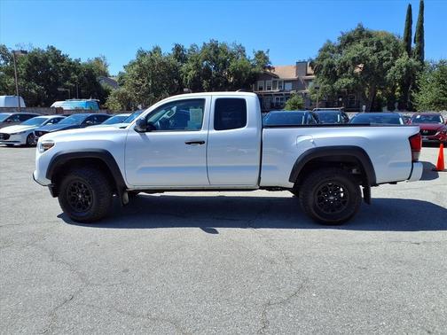 2019 Toyota Tacoma SR