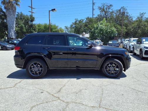 Diamond Black 2021 Jeep Grand Cherokee Limited