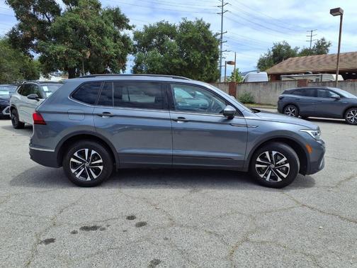 Platinum Gray Metallic 2023 Volkswagen Tiguan 2.0T S