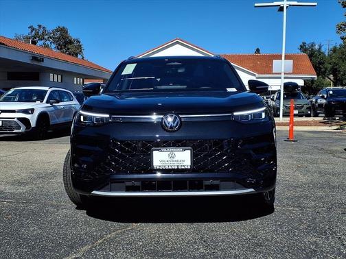 2026 Volkswagen Tiguan 2.0T SEL R-Line