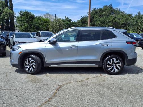 2025 Volkswagen Tiguan 2.0T S