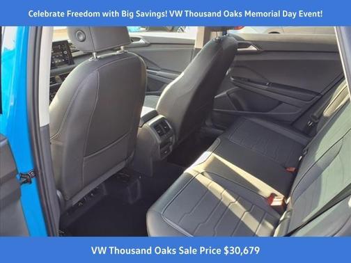 2025 Volkswagen Taos 1.5T SE Black