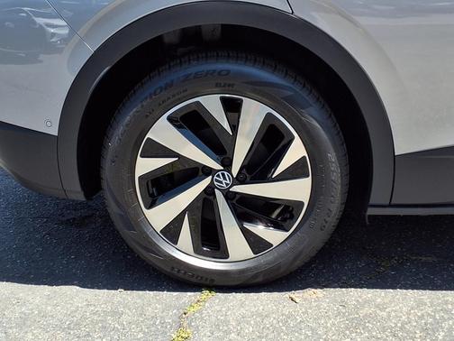 2025 Volkswagen ID.4 Pro