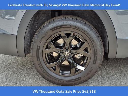 2025 Volkswagen Atlas 2.0T Peak Edition