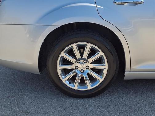 2012 Chrysler 300 Limited