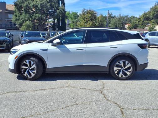 2023 Volkswagen ID.4 Pro