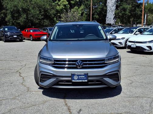 Pyrite Silver Metallic 2023 Volkswagen Tiguan 2.0T SE