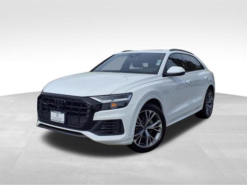 2021 Audi Q8 55 Premium