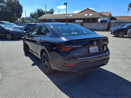 2023 Volkswagen Jetta 1.5T SE