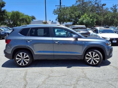 2022 Volkswagen Taos 1.5T SE