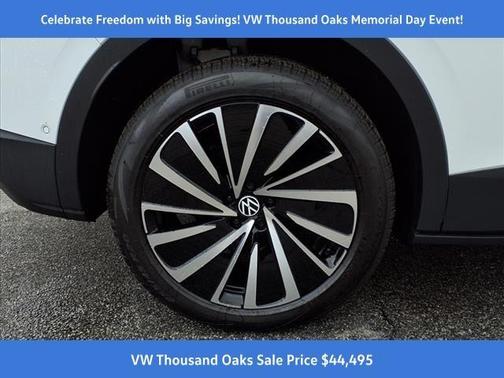 2025 Volkswagen ID.4 Pro