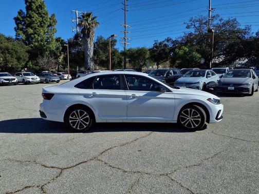 2025 Volkswagen Jetta 1.5T Sport