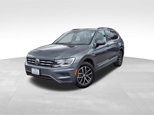 Platinum Gray Metallic 2021 Volkswagen Tiguan 2.0T SE