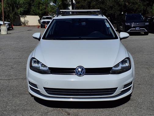 2015 Volkswagen Golf SportWagen TSI SE 4-Door