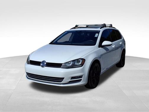 2015 Volkswagen Golf SportWagen TSI SE 4-Door