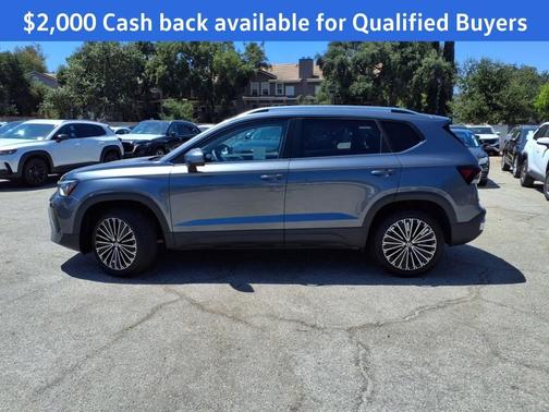 2025 Volkswagen Taos 1.5T SE