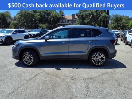 2025 Volkswagen Taos 1.5T SE