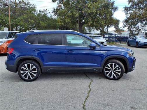2022 Volkswagen Taos 1.5T SE