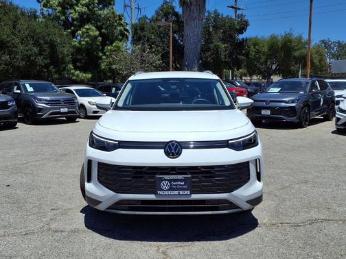 Pure White 2026 Volkswagen Tiguan 2.0T S