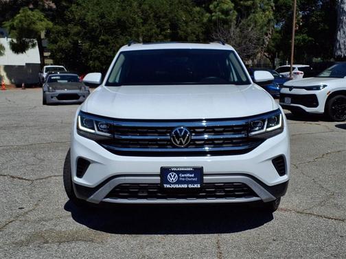 Pure White 2023 Volkswagen Atlas 3.6L SE w/Technology