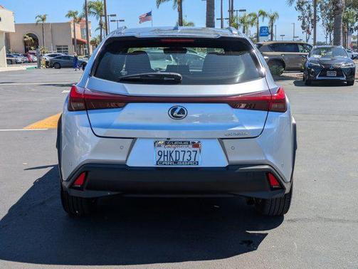 2024 Lexus UX 250h Base